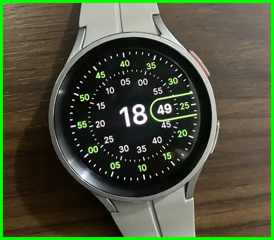 Galaxy Watch 5 Pro display at a glance
