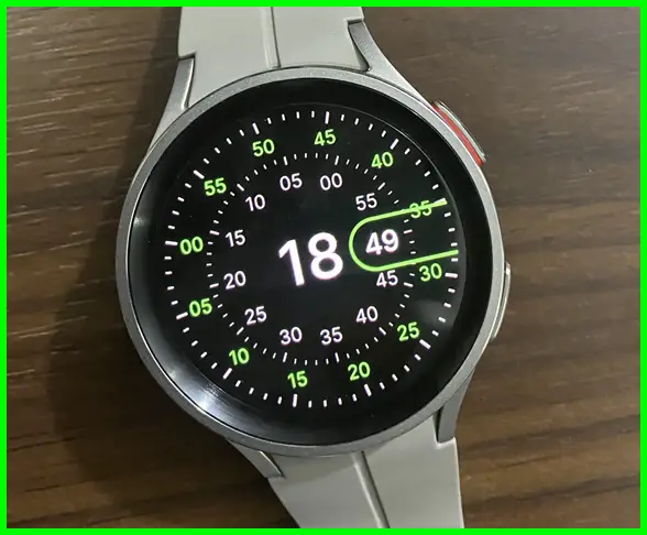 How to Download Huawei Band 6 Watch Faces - Geeky Wrist